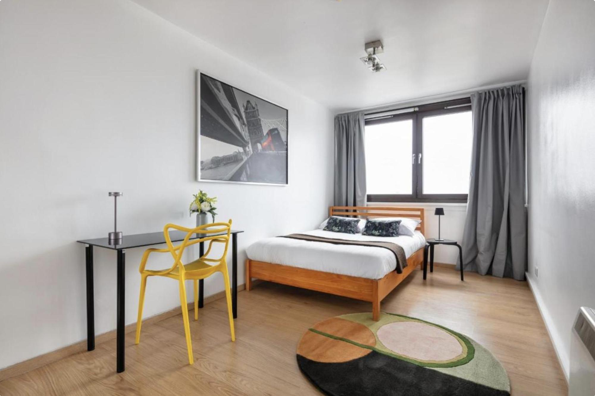 Contractors & Relocators View 3beds 6guests *